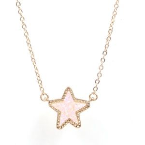 The Styled collection gold star necklace KRISTA + KOLLY HORTON: KOLLYNS PENDANT
